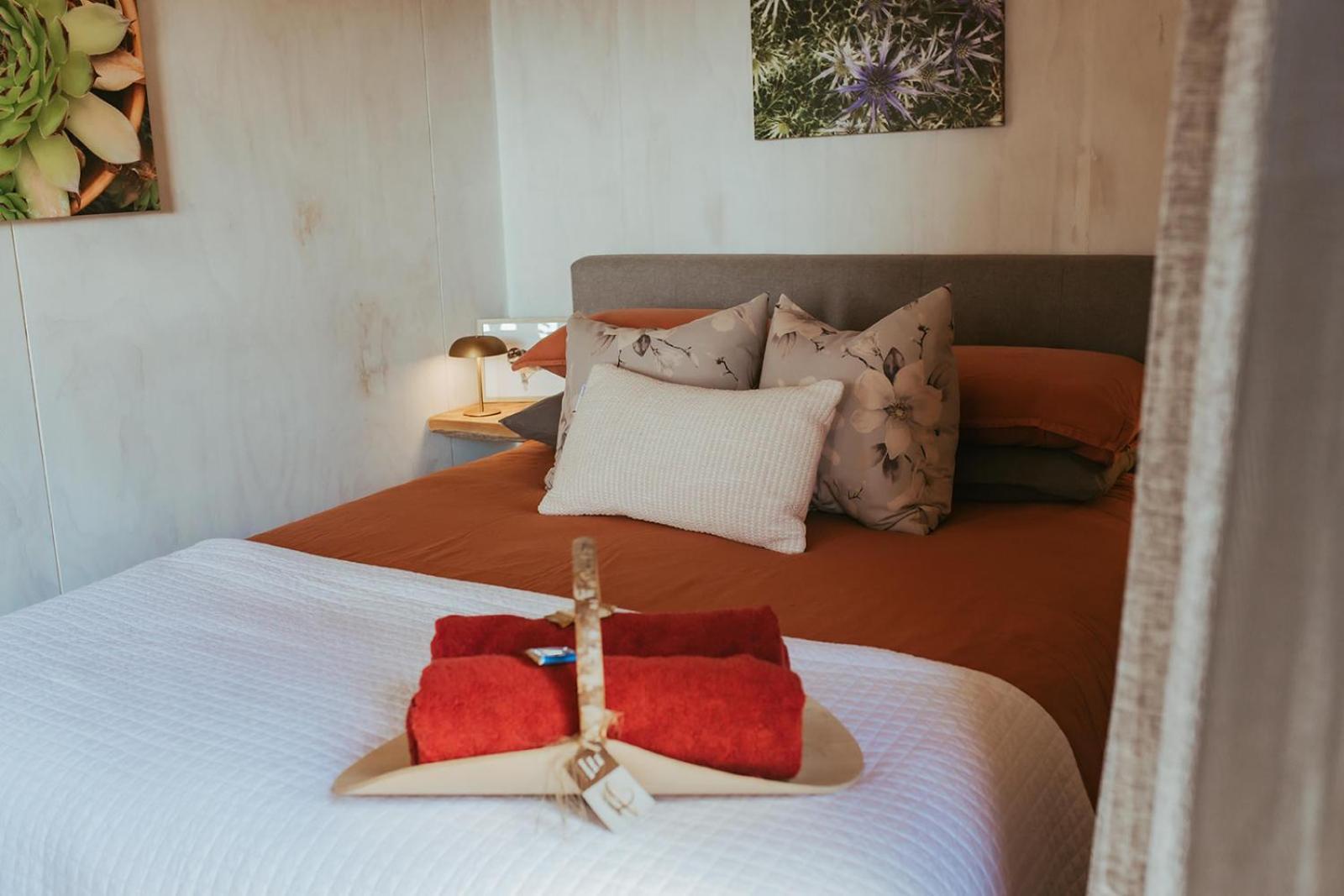 Golden Bay Glamping Hotel Takaka Ngoại thất bức ảnh